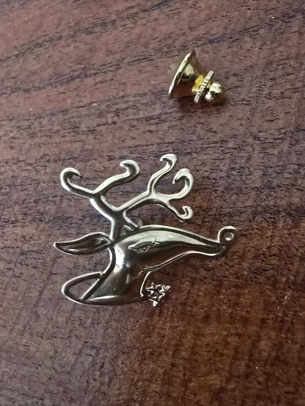 10k Yellow Gold Lapel Pin Or Tie Tack Of A Reindeer Or Elk Head.